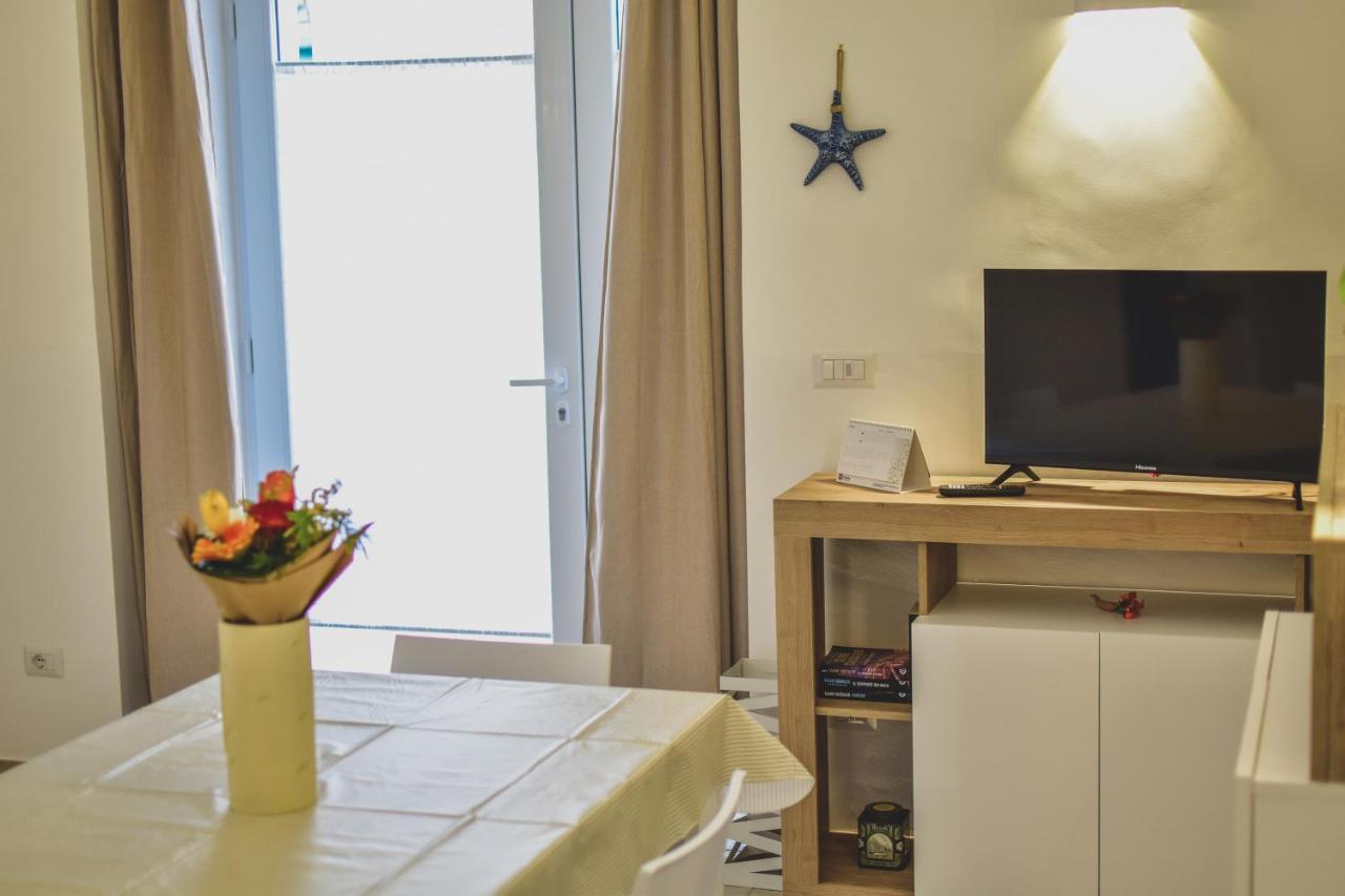 ג'ובינאצו Nel Mar Casa Vacanze מראה חיצוני תמונה