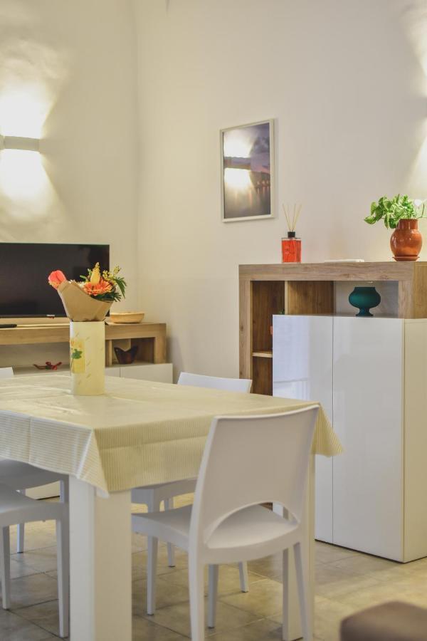 ג'ובינאצו Nel Mar Casa Vacanze מראה חיצוני תמונה