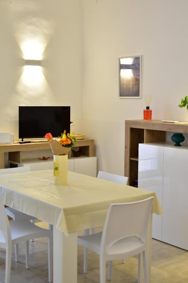 ג'ובינאצו Nel Mar Casa Vacanze מראה חיצוני תמונה