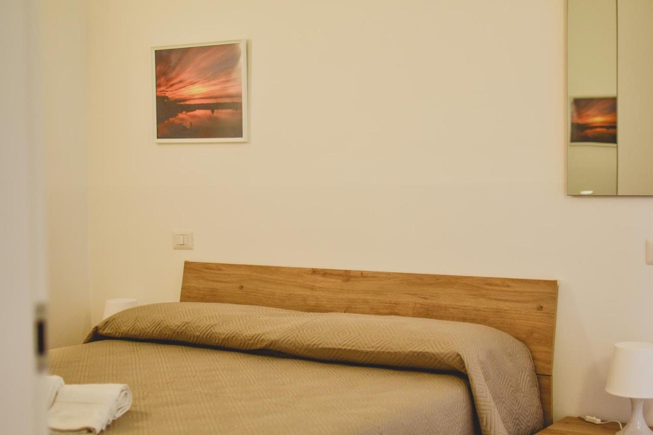 ג'ובינאצו Nel Mar Casa Vacanze מראה חיצוני תמונה